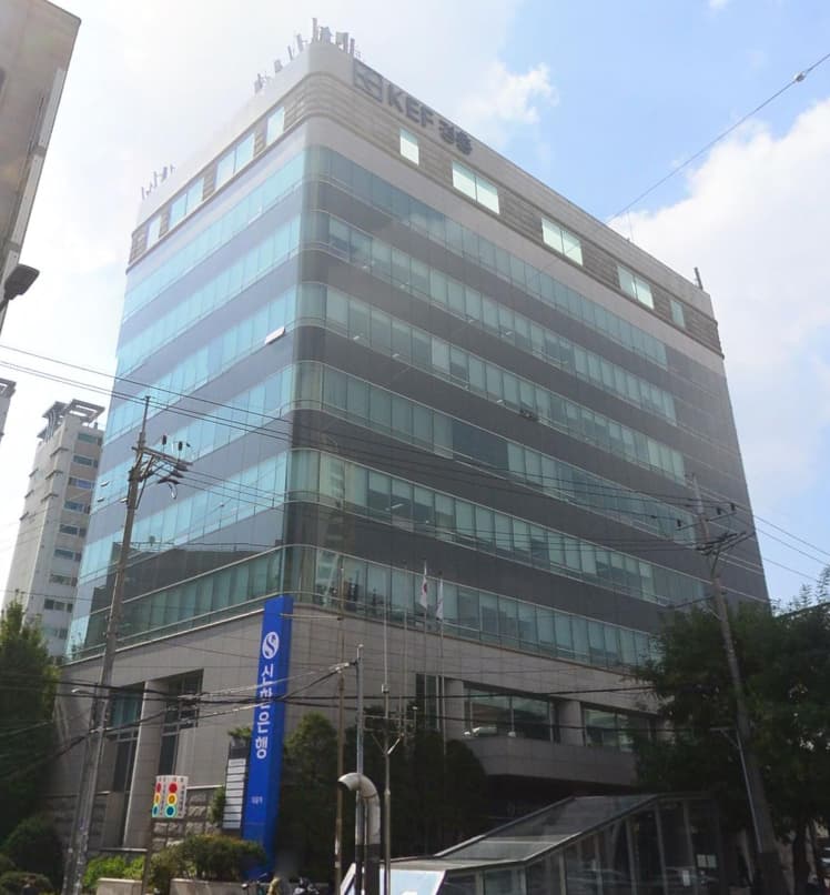 경총회관빌딩 외관 사진 1